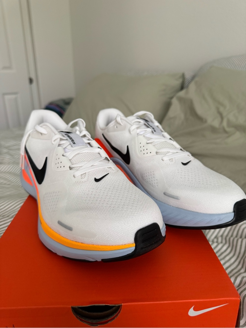 Men's Nike Structure 26
